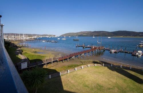 Knysna Central Apartment | Laguna Grove Holiday Rentals