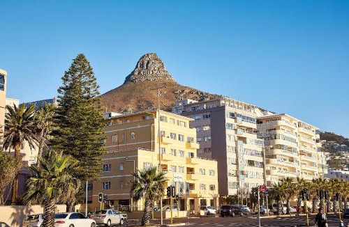 Sea Point Hotel | First Group Riviera Suites