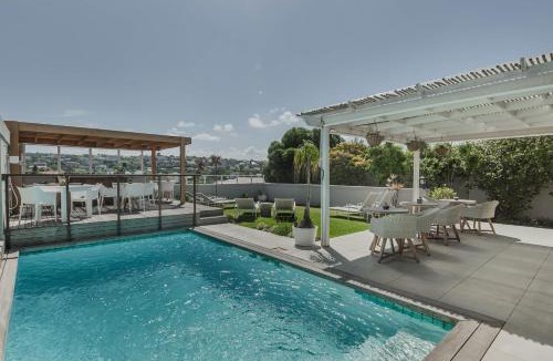 Robberg Beach Cabin | The Robberg Beach Lodge - Lion Roars Hotels & Lodges