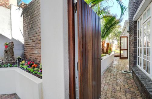 Eikenbosch Apartment | Mountain Rose Cottage
