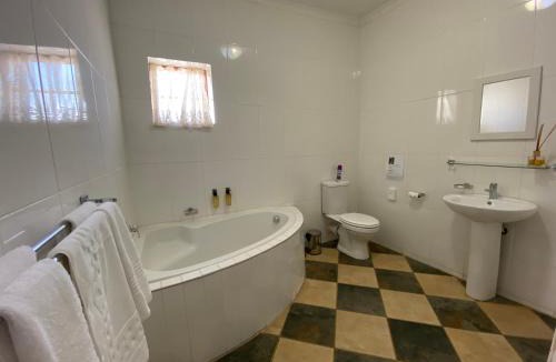 Lanseria Bed & Breakfast | Lanseria Country Estate