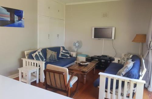 Umkomaas Apartment | Turtle Creek - Leatherback