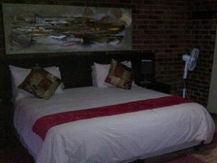 Boksburg Hotel | 24 Onvrey Guest House