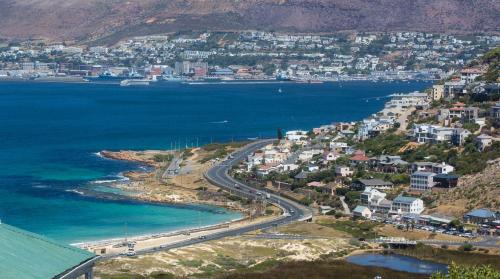 Fish Hoek Apartment | Bay Vista Garden Flat