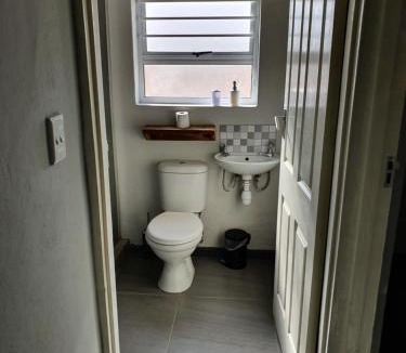 Oudtshoorn Apartment | Volgenoeg Self Catering Cottage