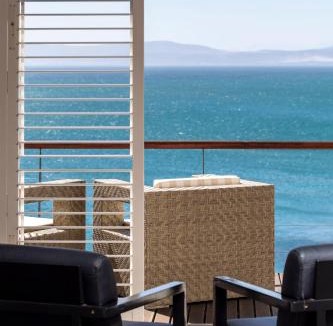 De Kelders House | Cliff Lodge
