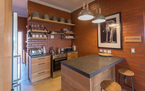 Madikwe Game Reserve Cabin | Rockfig Lodge Madikwe