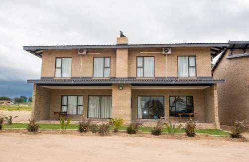 Acornhoek Hotel | Hoyohoyo Acorns Lodge