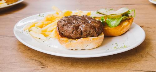 Newton Park House | HERMS Restaurant & Accommodation