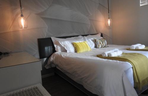 Oudtshoorn Hotel | The Featherbed - Oudtshoorn