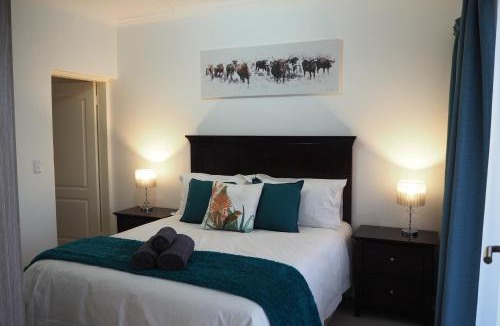 Boksburg Apartment | OR Tambo Self Catering Apartments, The Willows