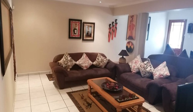 Inviting 3-bed House in Kempton Park in Kempton Park