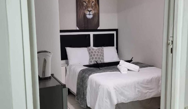 Bujumbura Guest House in Port Edward