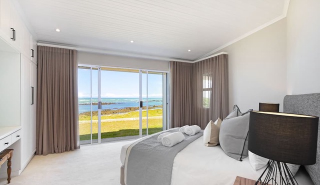 Villa Kyma by HostAgents in Cape Town