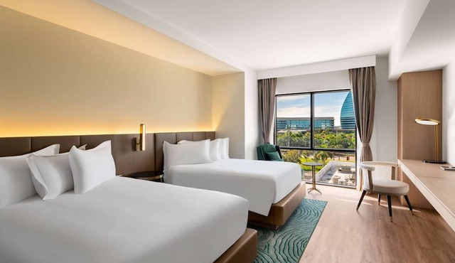 Dolce by Wyndham Hollywood in Hollywood