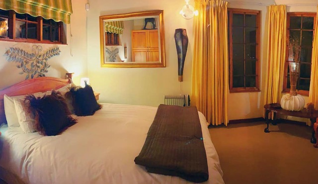 Otters Den Self Catering Cottages in Fort Nottingham