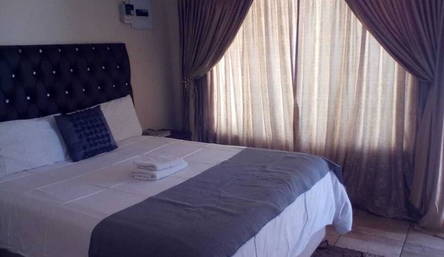 Valotone 2 Bed and Breakfast in Lichtenburg