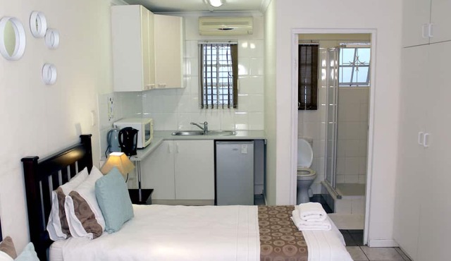 Mandalay B&B in Durban North