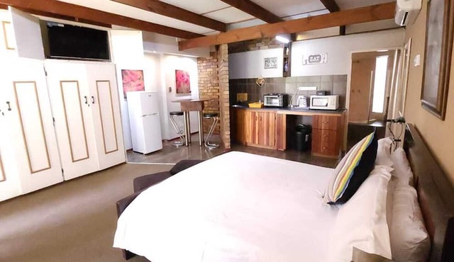Rusplek Guesthouse and Conference Centre in Bloemfontein
