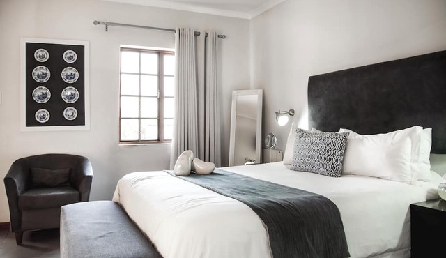 Yalla Yalla Boutique Hotel in Emalahleni