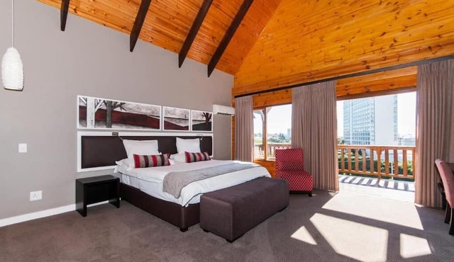 The Kelway Hotel in Gqeberha (Port Elizabeth)