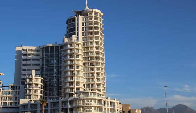 Hibernian Towers 505 Apartments
