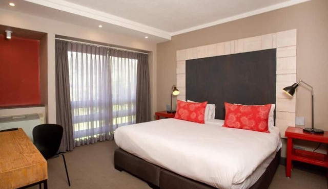 26 Degrees South Bush Boho Hotel in Muldersdrift