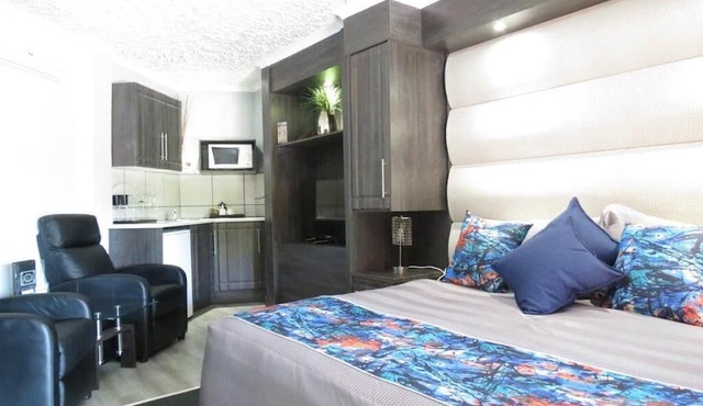 Bushmans Rock Country Lodge in Roodeplaat
