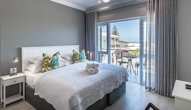 Whale Coast Ocean Villa in Hermanus