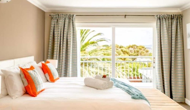 Bloemenzee Boutique B & B in Cape Town