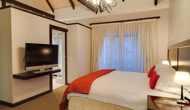 Protea Hotel by Marriott Dorpshuis & Spa Stellenbosch in Stellenbosch