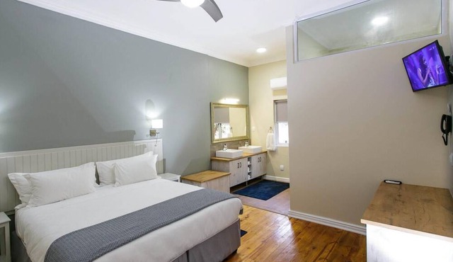 Queen’s Hotel by BON Hotels in Oudtshoorn