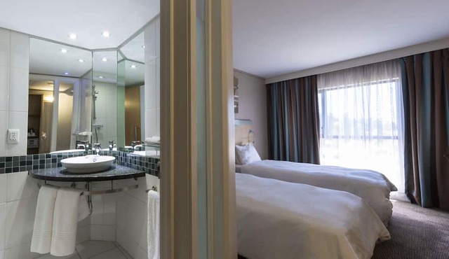 Holiday Inn Express Sandton Woodmead by IHG in Sandton