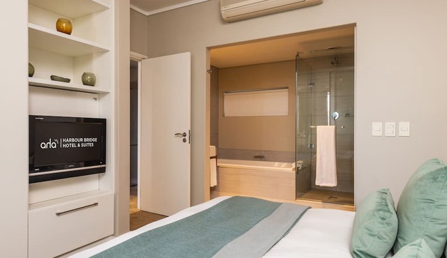 aha Harbour Bridge Hotel & Suites in Cape Town