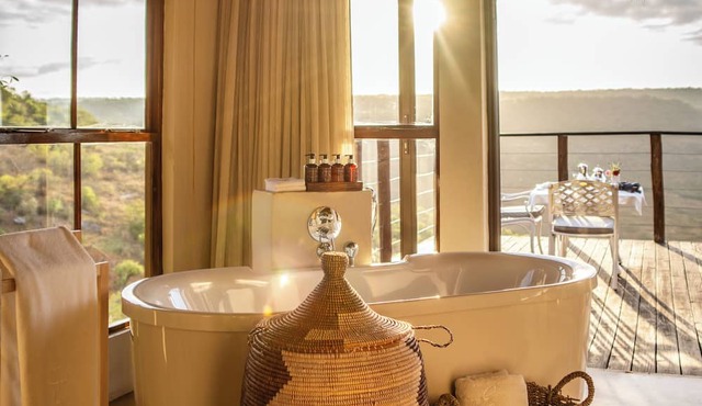 Esiweni Luxury Safari Lodge in Ladysmith