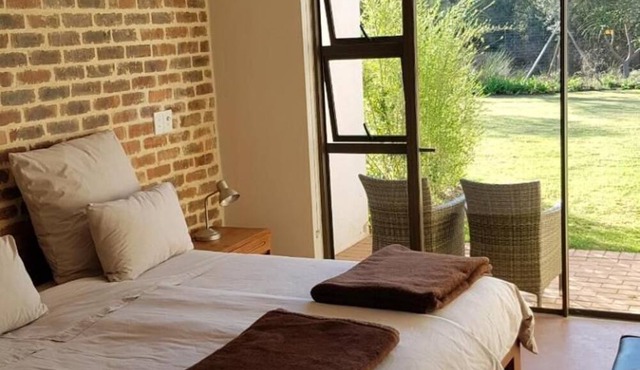 Esther's Country Lodge in Magaliesberg