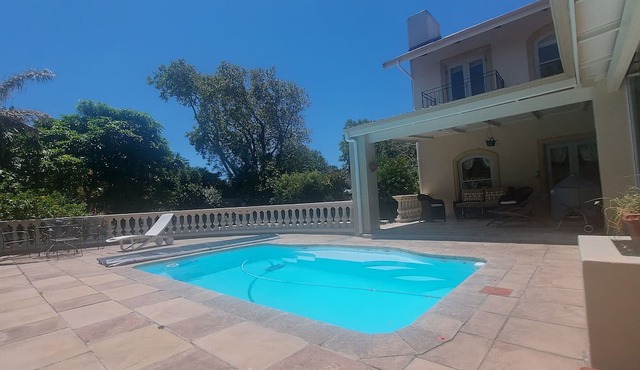 Rustic Manor Bed And Breakfast in Cape Town