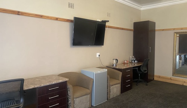 The Halfway House Hotel in Kimberley
