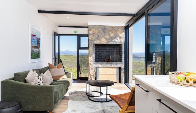 Goats Window Luxury Safari Lodge Self-Catering Collection in Bonnievale