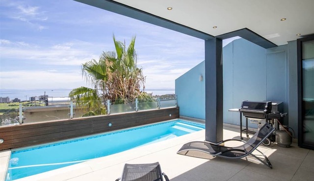 Ocean View 3-bedroom house Green Point Cape Town in cape town