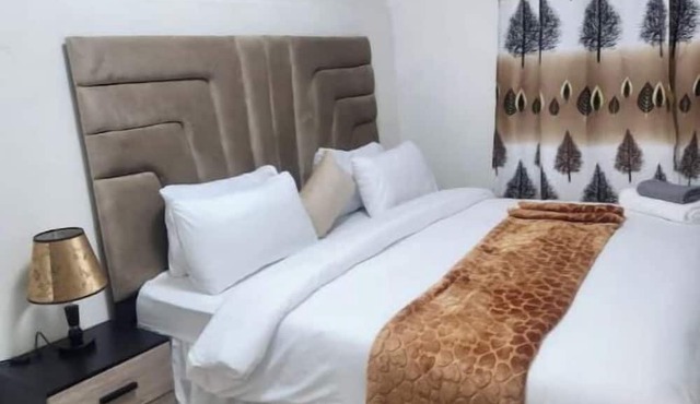 Ogans Stylish 1 BedRoom Apartment - Self-Cateringnn in Johannesburg South