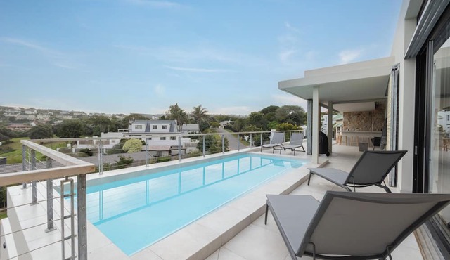 Sunset Villa - top floor only - brand new home 200m from the beach in Plettenberg Bay