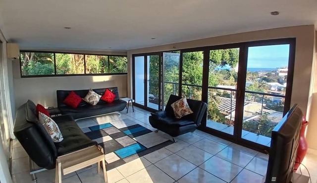 Cozy Margate Retreat Family Home With 2 Bedrooms in Margate