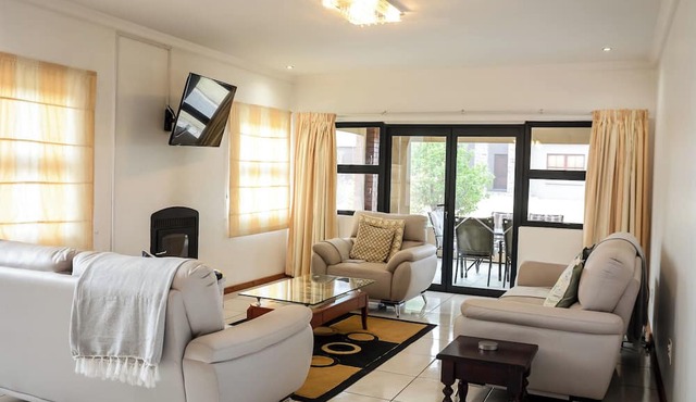 Home away from home in a secure golf estate in Parys
