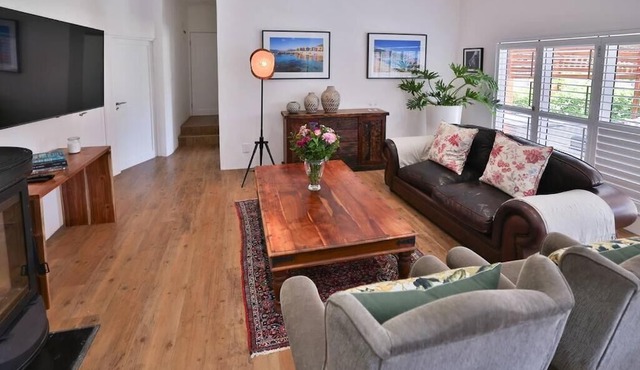 Garten Wohnung mit Pool in Cape Town