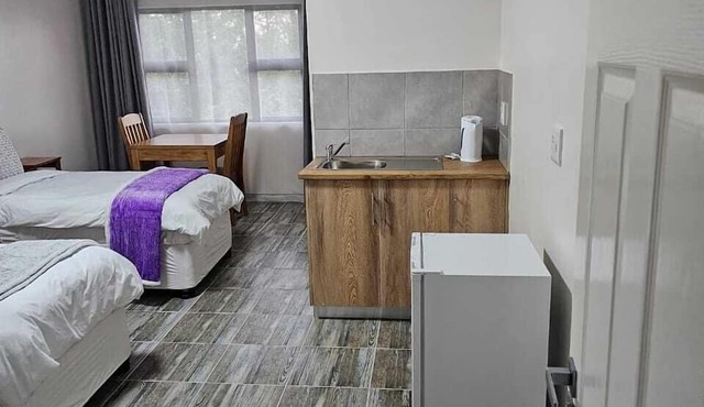 HAGAR LODGE in Mid Illovo
