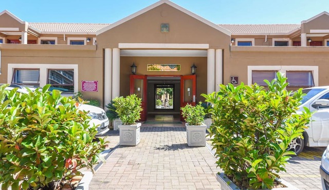 Mercure Johannesburg Bedfordview Hotel in Germiston