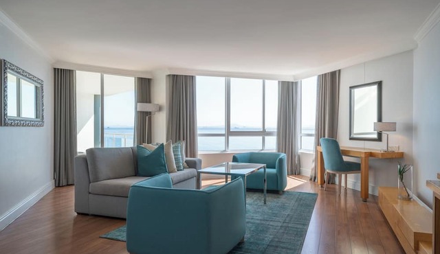 Radisson Collection Hotel, Waterfront Cape Town