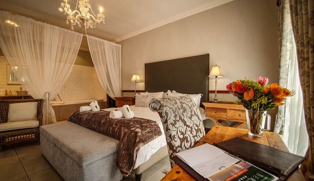 Berluda Farmhouse & Cottages in Oudtshoorn