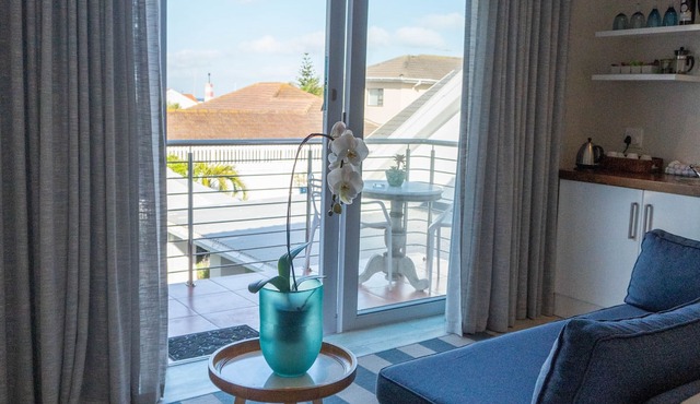 Admiralty Beach House in Gqeberha (Port Elizabeth)